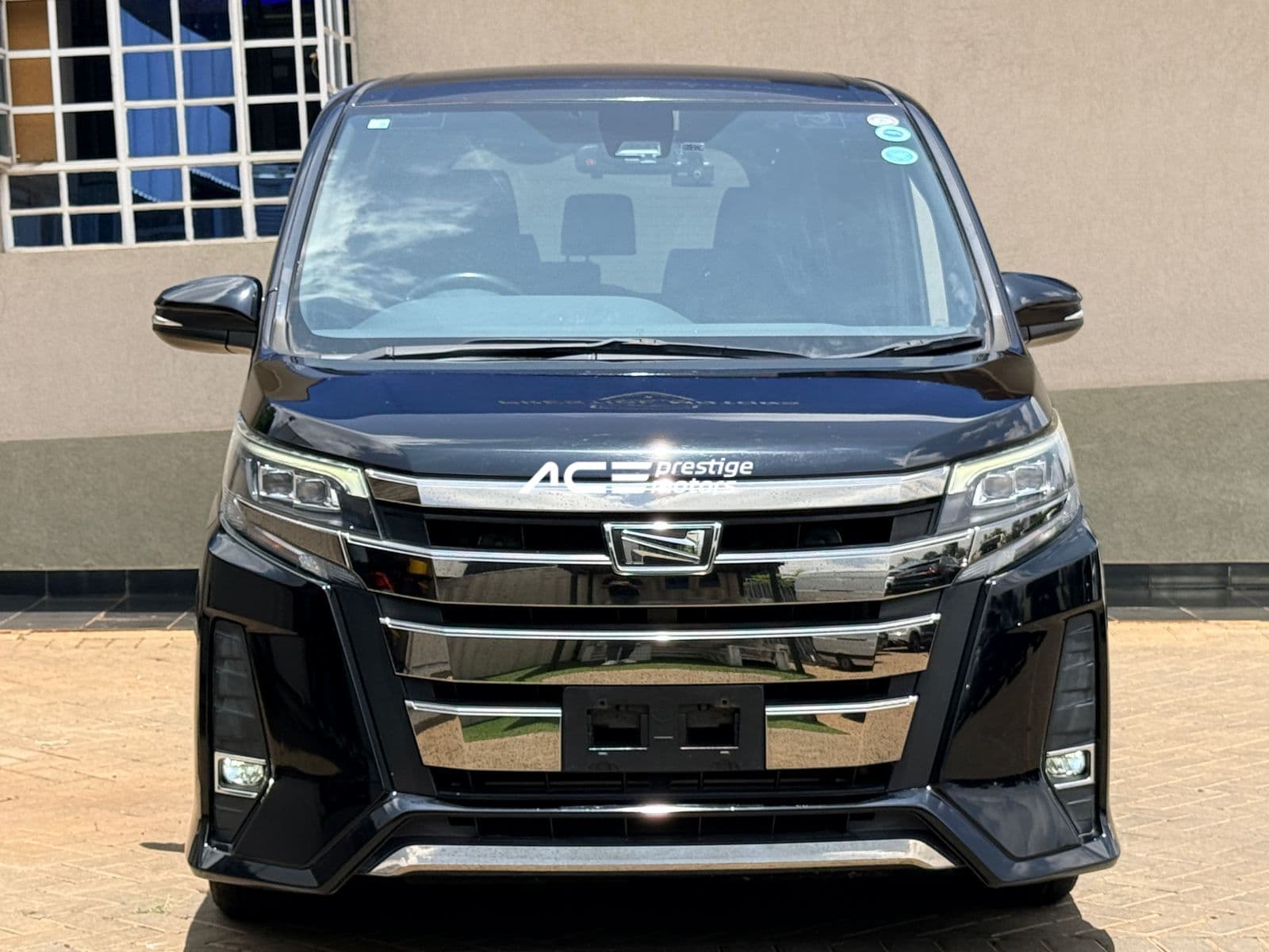 Image of Toyota Noah YOM - 2018