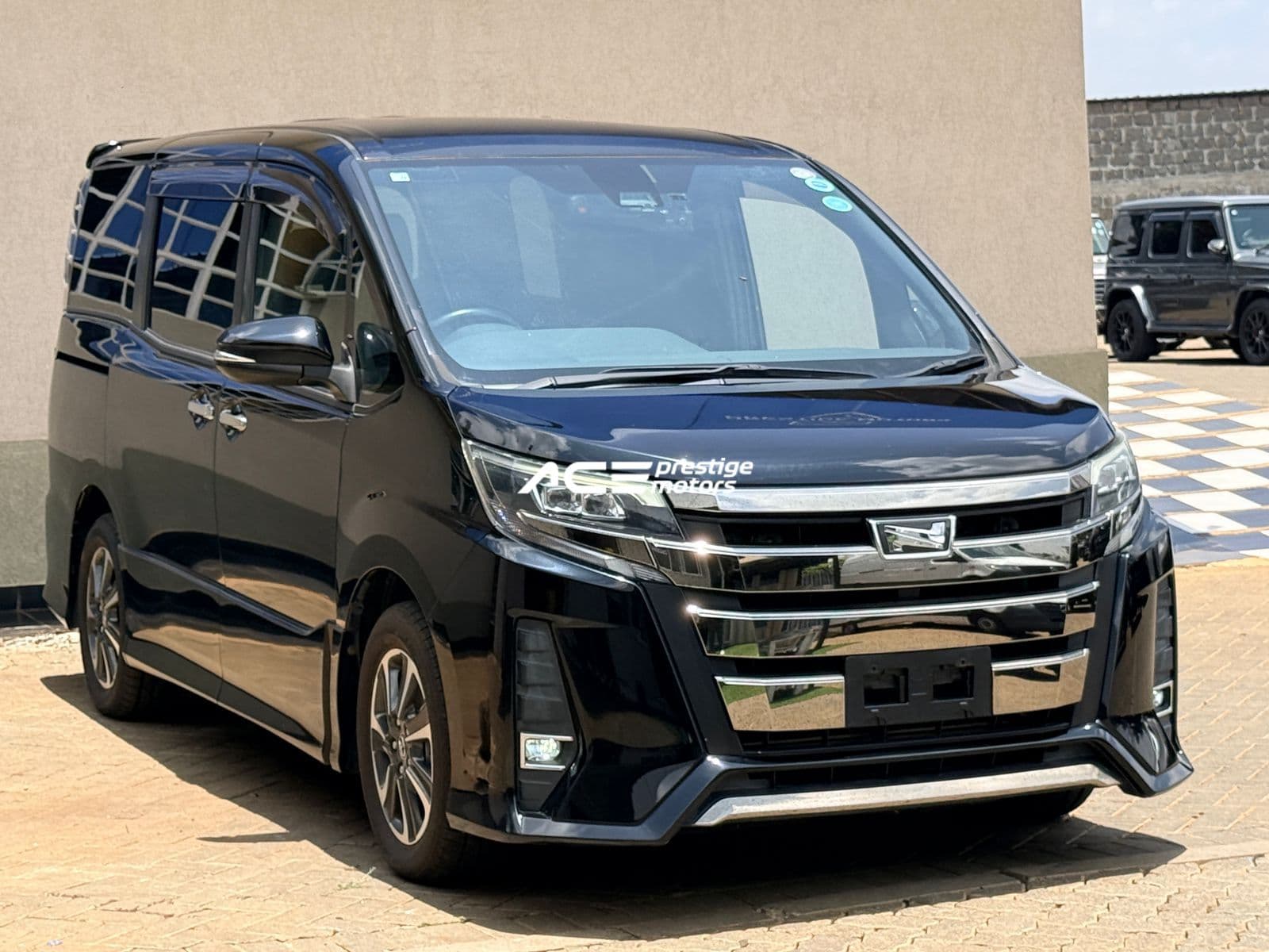 Image of Toyota Noah YOM - 2018