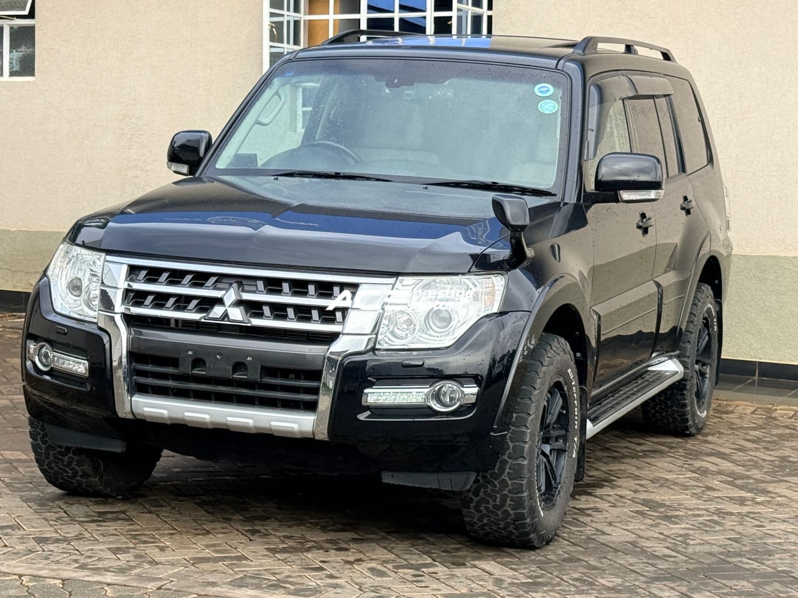Image of Mitsubishi Pajero YOM - 2019