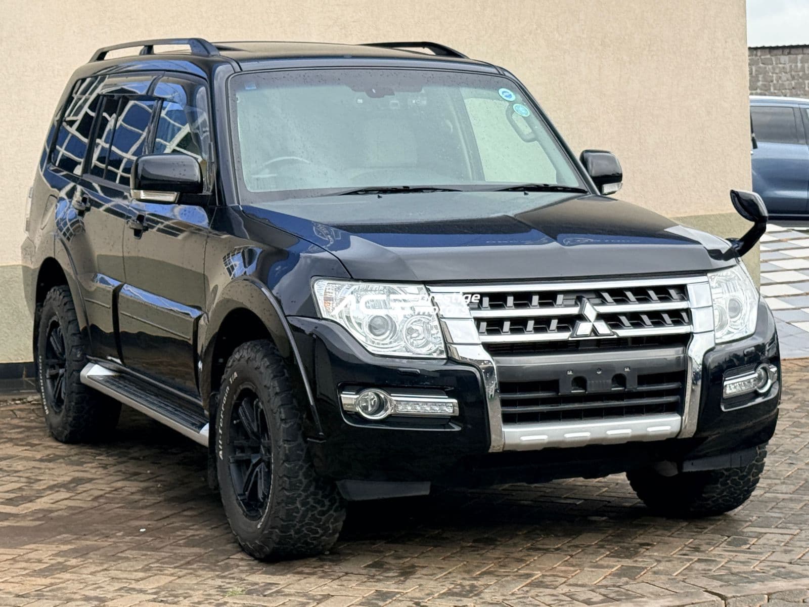 Image of Mitsubishi Pajero YOM - 2019