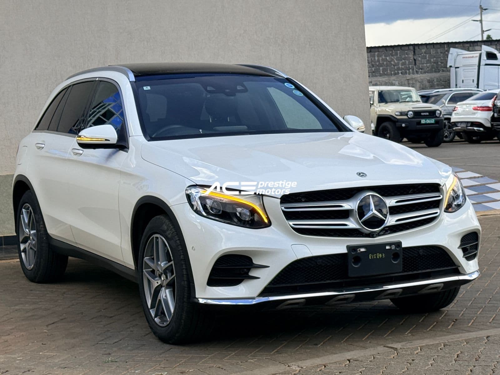 Image of Mercedes GLC 250 YOM - 2018