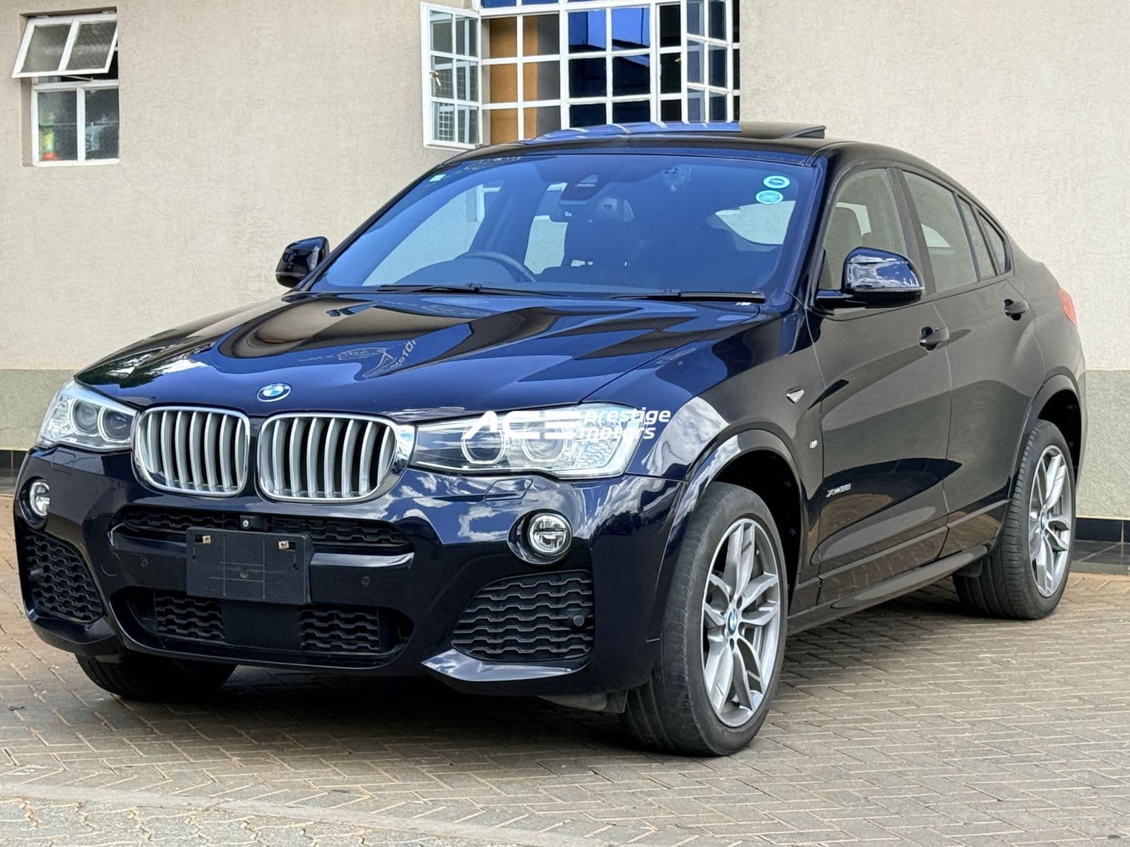 Image of BMW X4 28i YOM - 2018