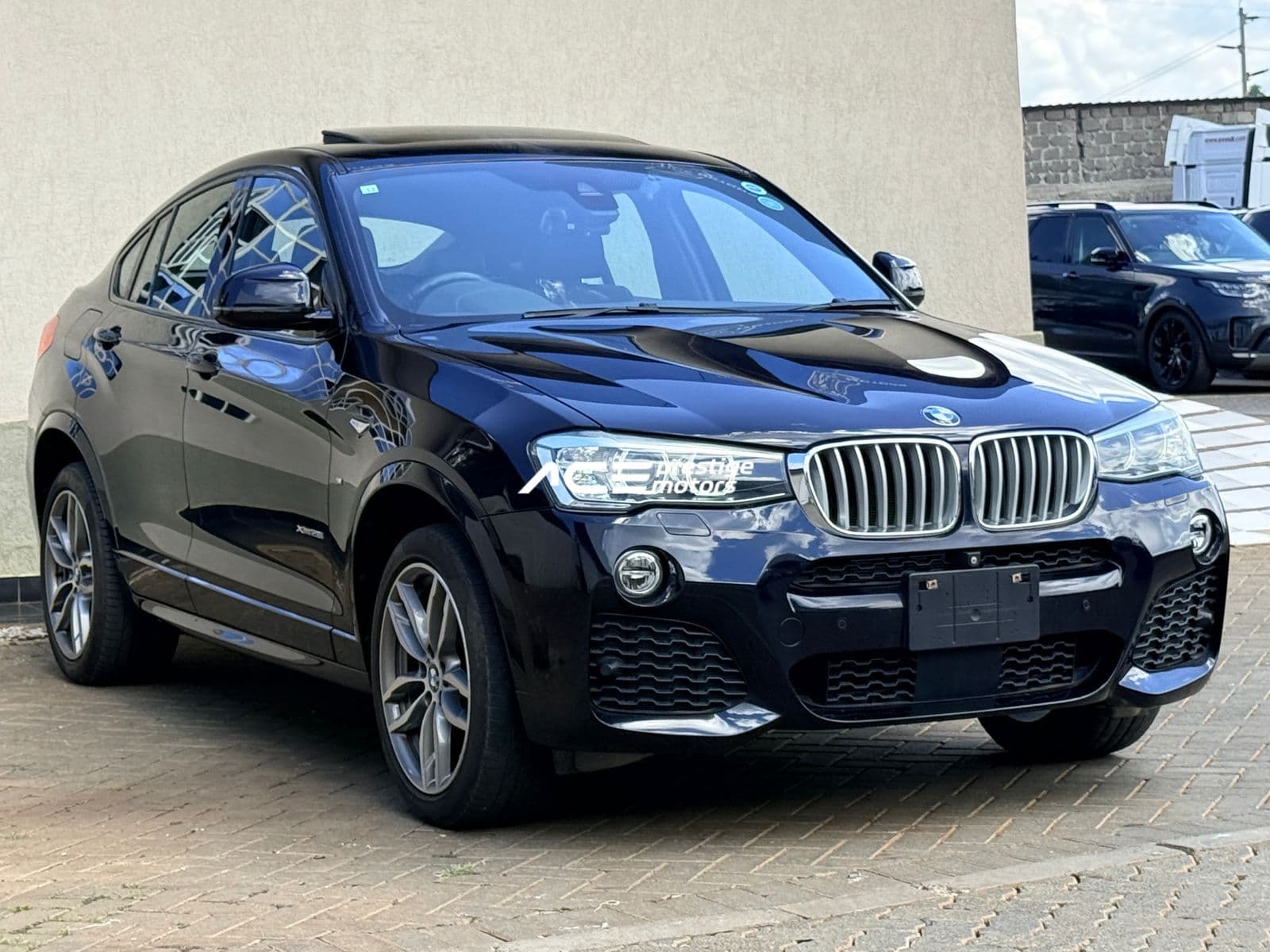 Image of BMW X4 28i YOM - 2018
