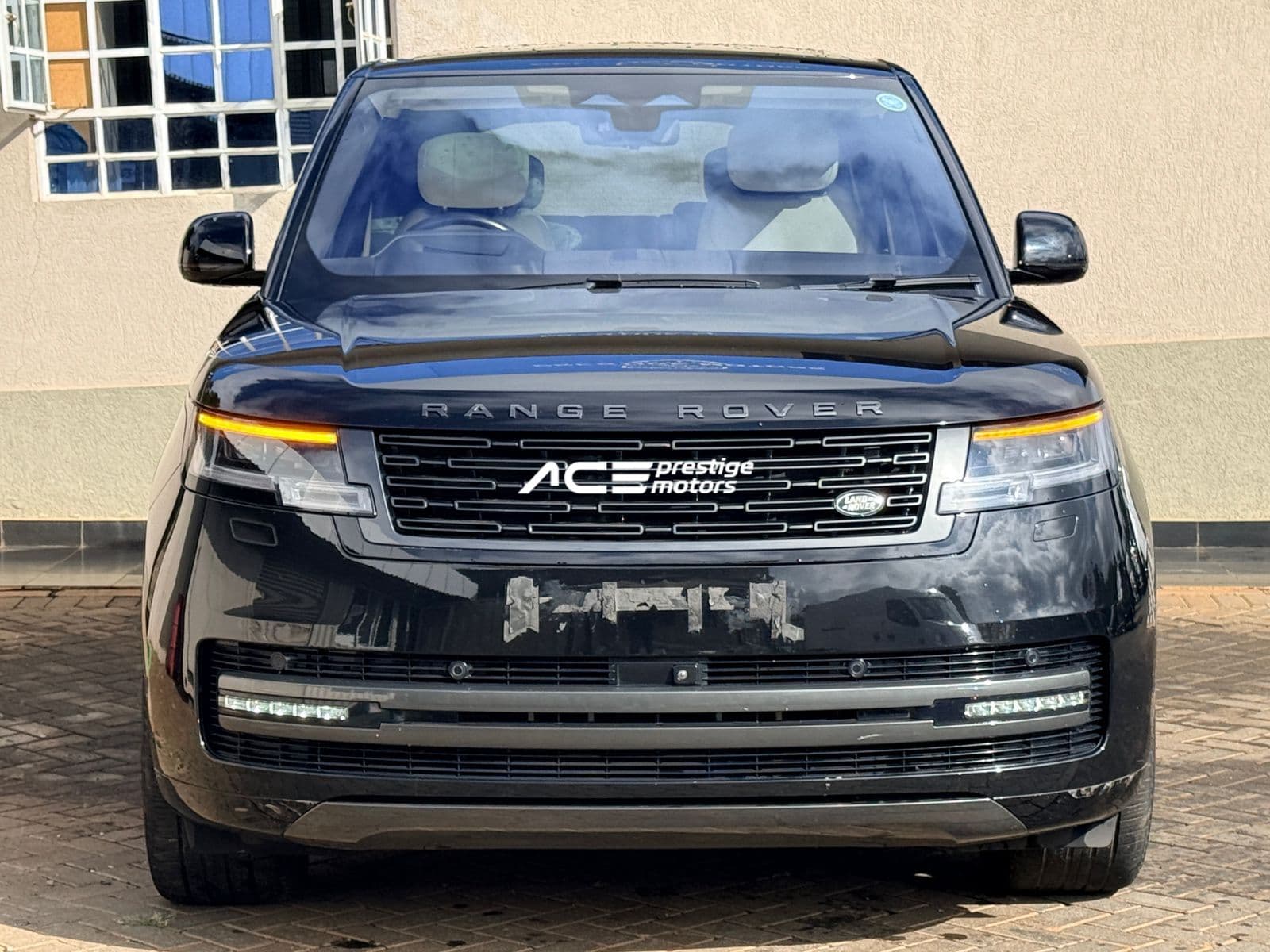 Image of Range Rover Vogue D350 YOM - 2022