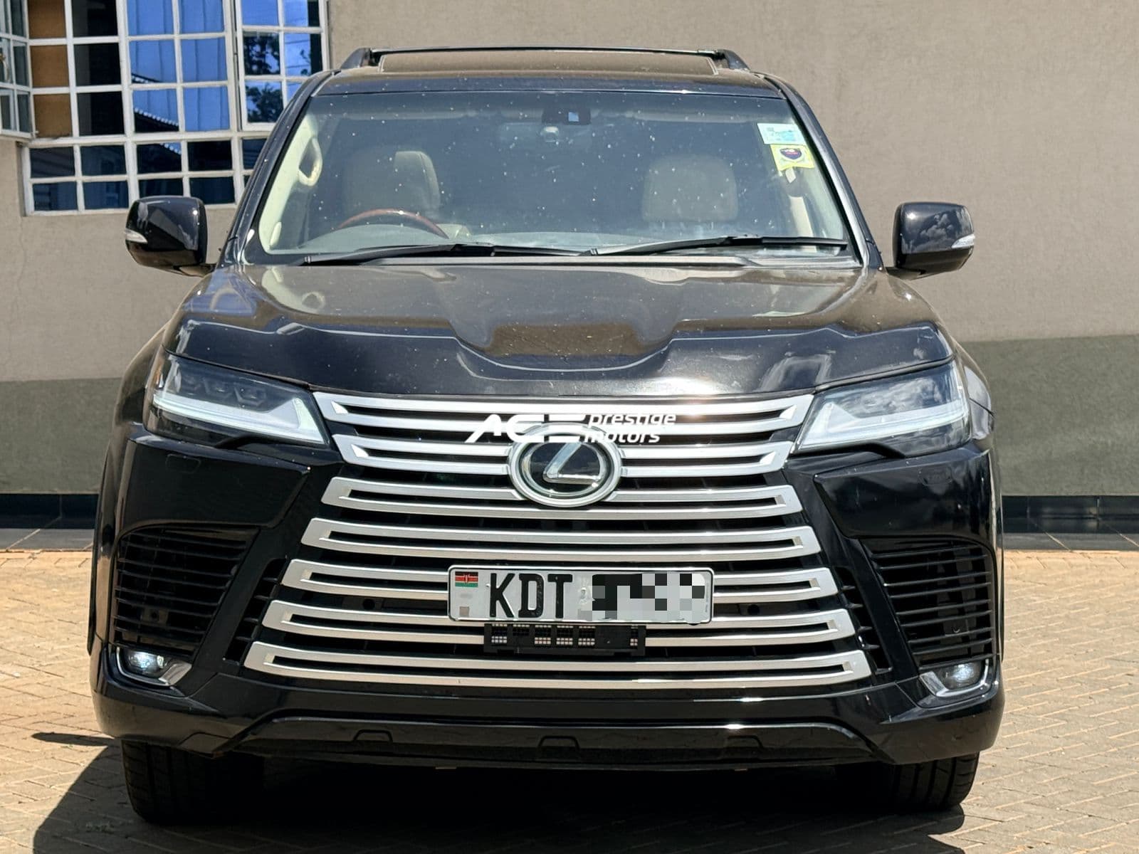 Image of Lexus LX 570 YOM - 2015