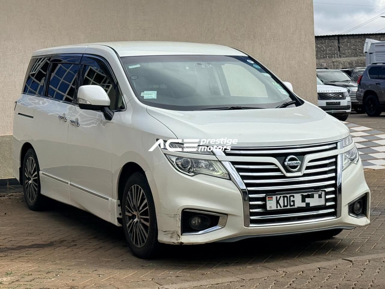 Image of Nissan Elgrand  YOM - 2015