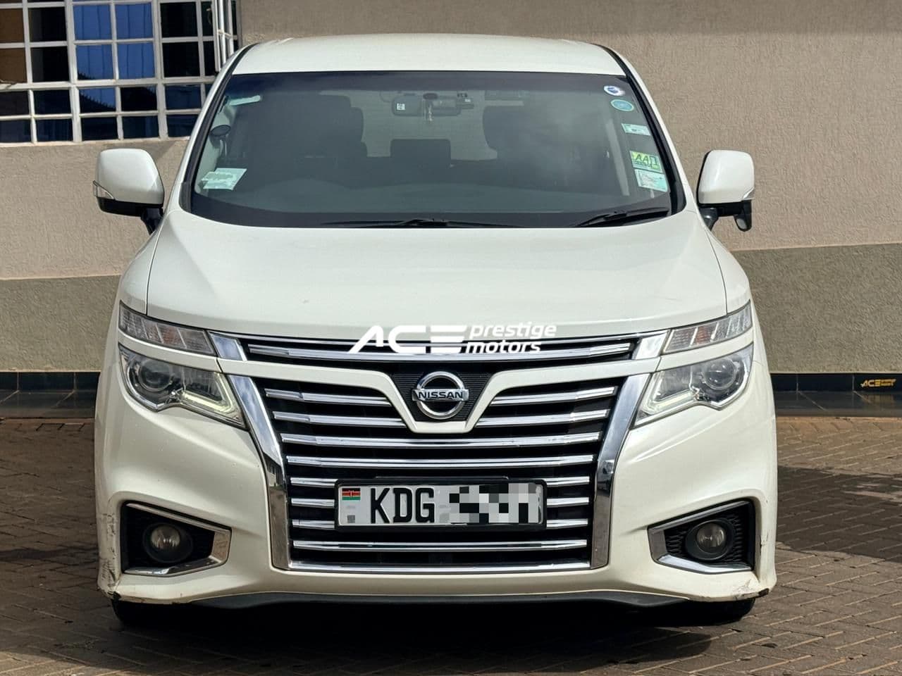 Image of Nissan Elgrand  YOM - 2015