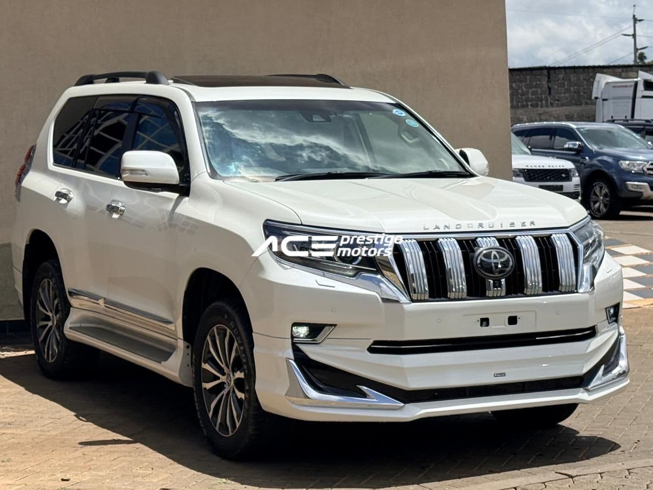 Image of Toyota Land Cruiser Prado TX YOM - 2019