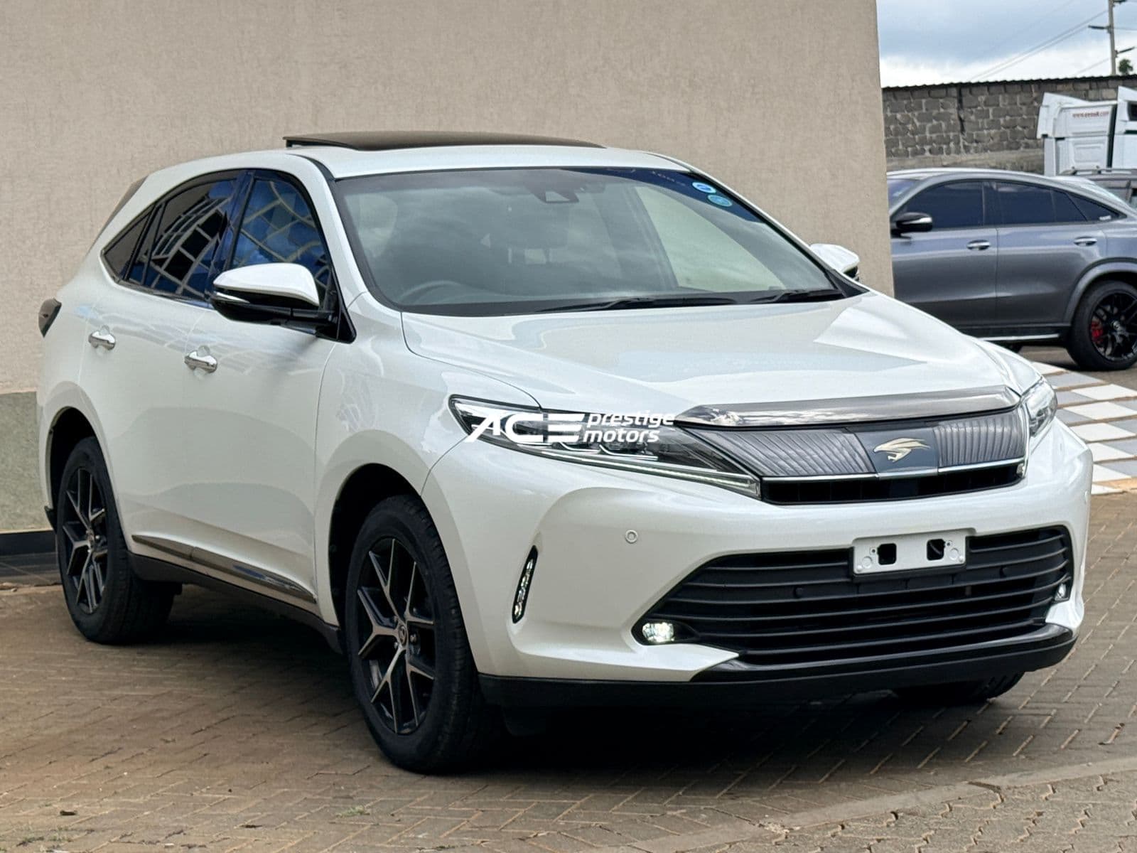 Image of Toyota Harrier YOM - 2019