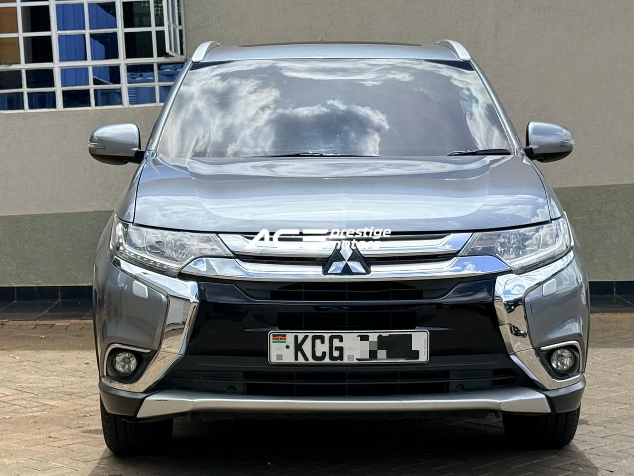 Image of Mitsubishi Outlander YOM - 2015