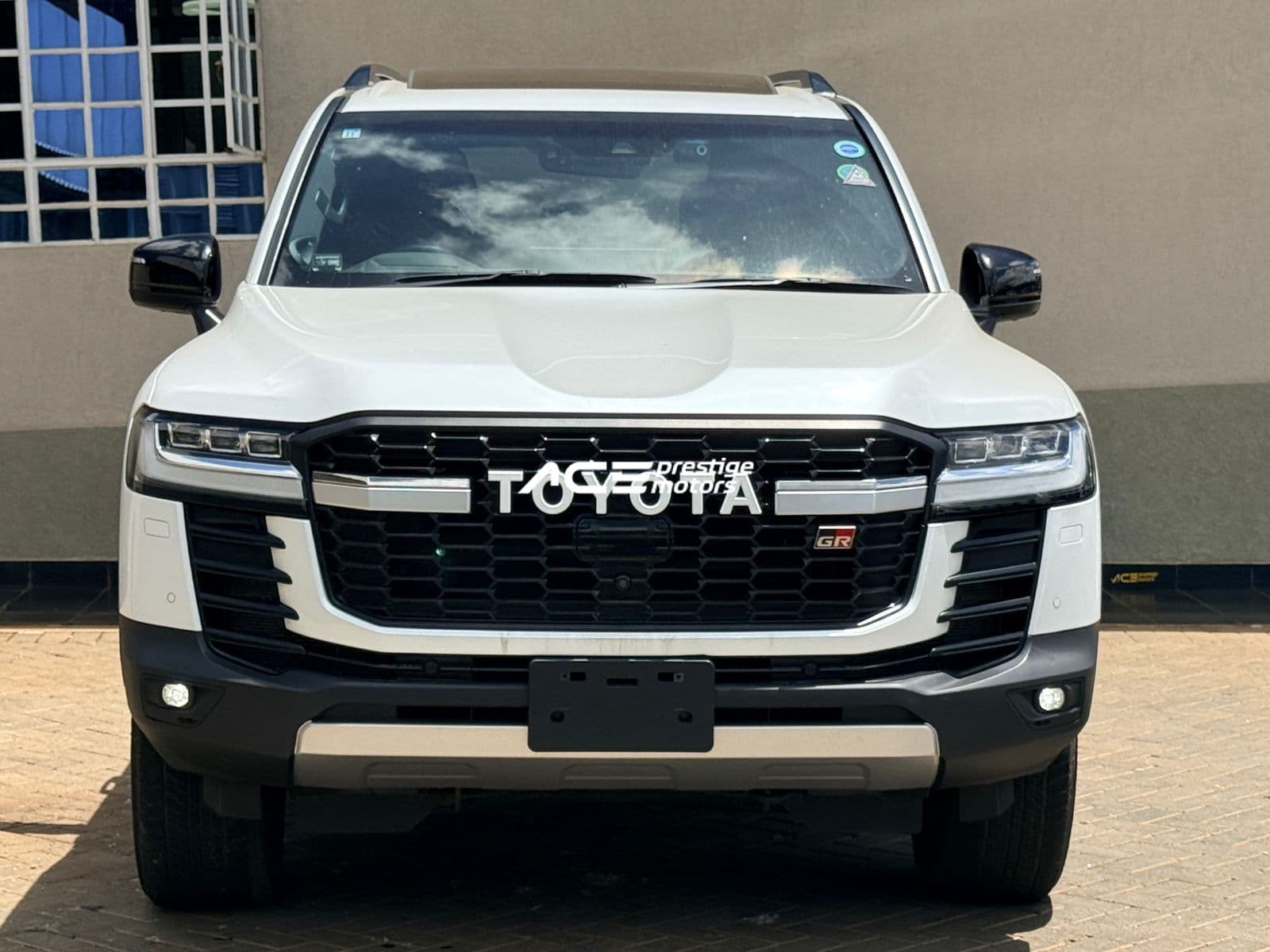 Image of Toyota Land Cruiser 300 GR Sport YOM - 2021