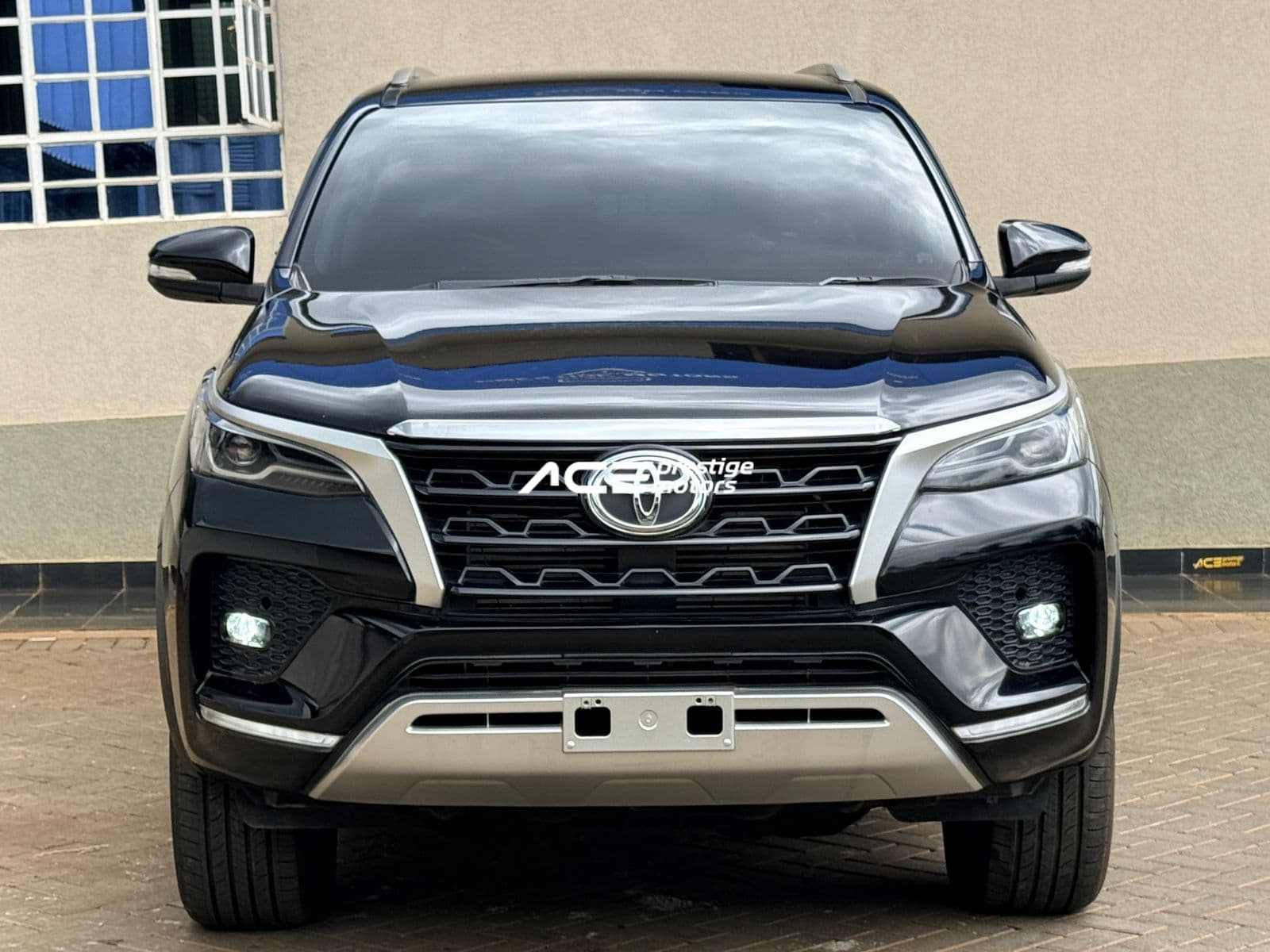 Image of Toyota Fortuner YOM - 2017