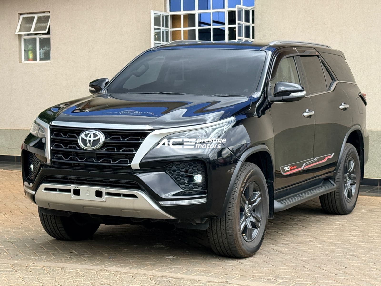 Image of Toyota Fortuner YOM - 2017
