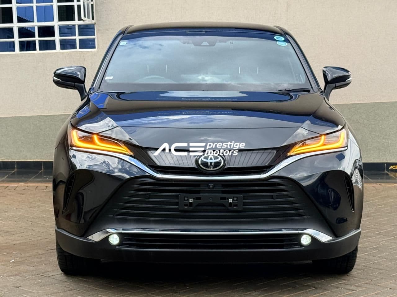 Image of Toyota Harrier YOM - 2020