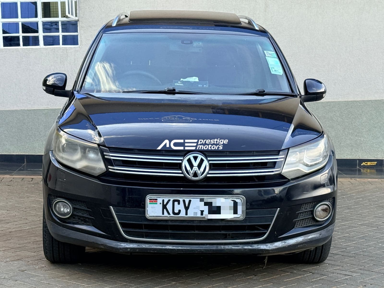Image of Volkswagen Tiguan YOM - 2013