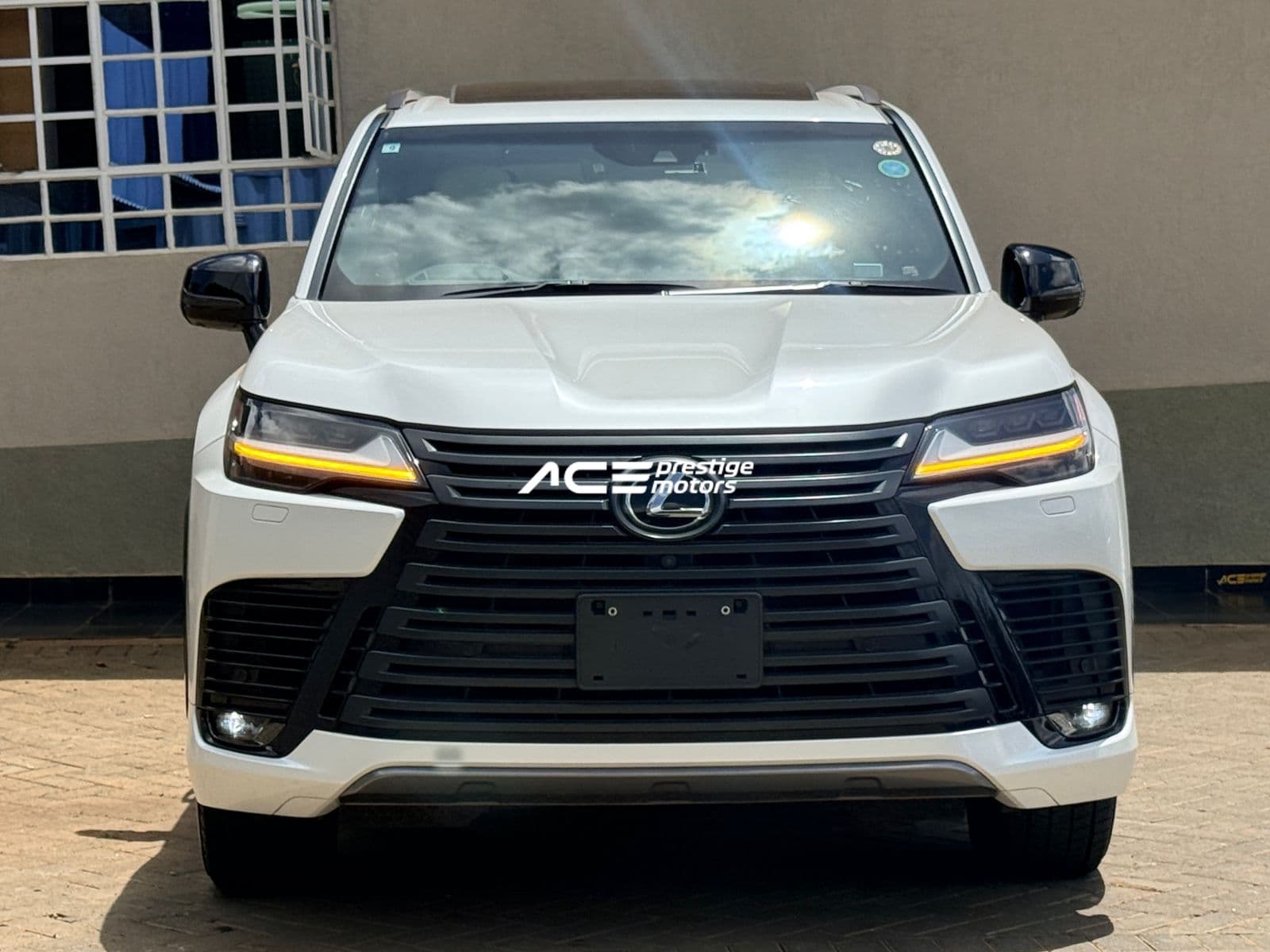 Image of Lexus LX600 YOM - 2022