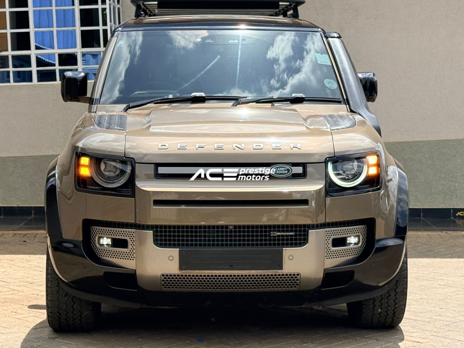 Image of Land Rover Defender P400 YOM - 2021
