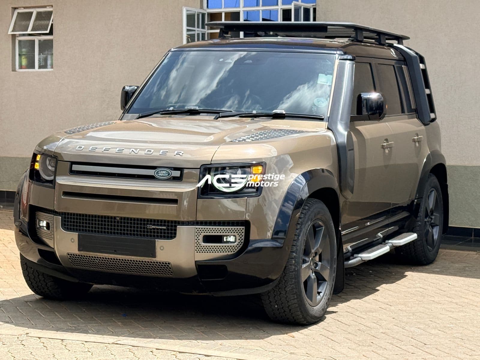 Image of Land Rover Defender P400 YOM - 2021