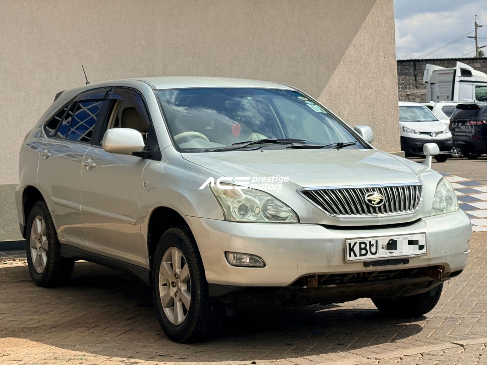 Image of Toyota Harrier 300G YOM - 2005
