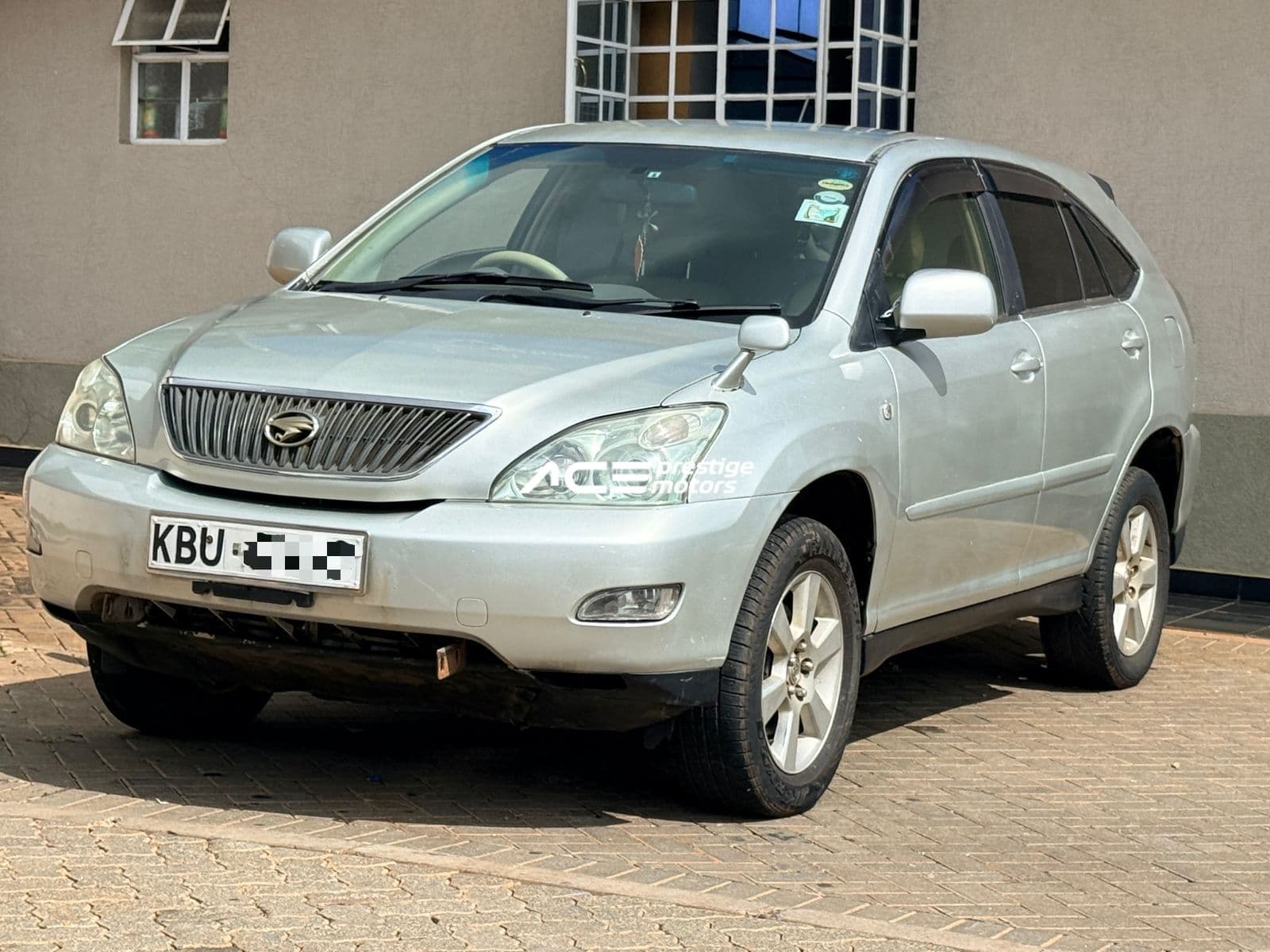 Image of Toyota Harrier 300G YOM - 2005