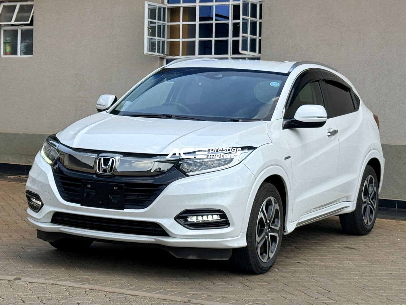 Image of Honda Vezel hybrid YOM - 2019