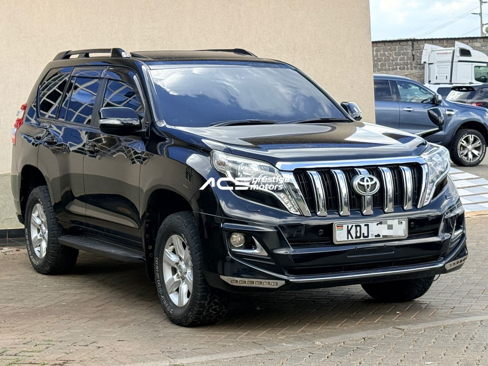 Image of Toyota Land Cruiser Prado TX YOM - 2014