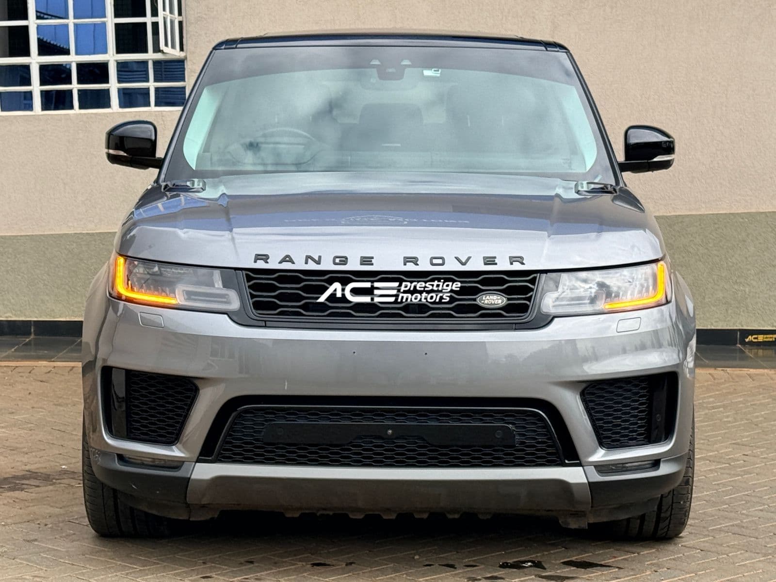 Image of Range Rover sport YOM - 2019