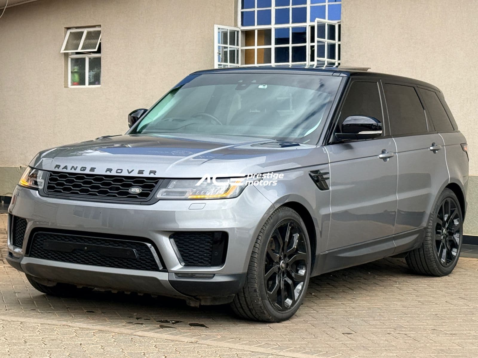 Image of Range Rover sport YOM - 2019