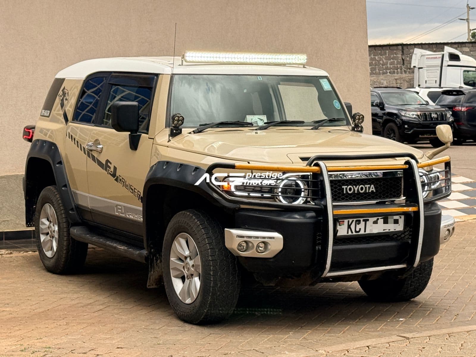 Image of Toyota FJ Cruiser YOM - 2012