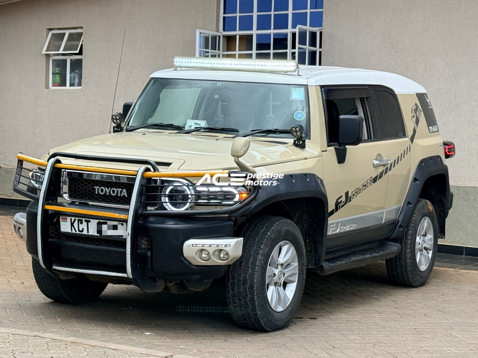Image of Toyota FJ Cruiser YOM - 2012