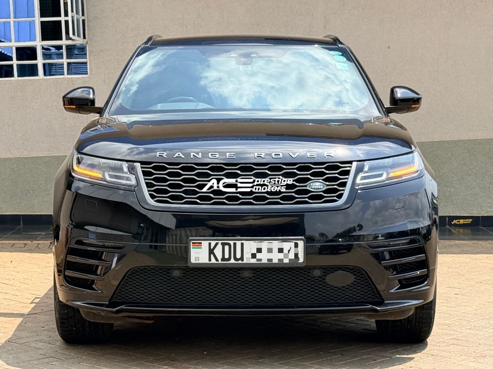 Image of Range Rover Velar D240 S YOM - 2018