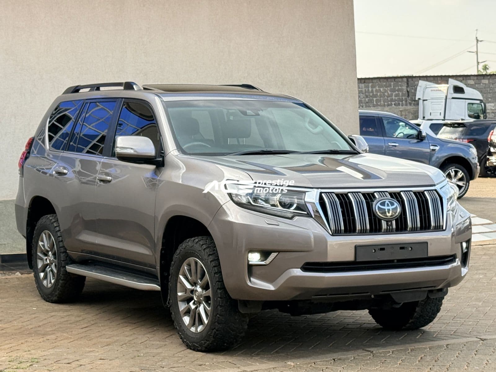 Image of Toyota Land Cruiser Prado VXL YOM - 2018