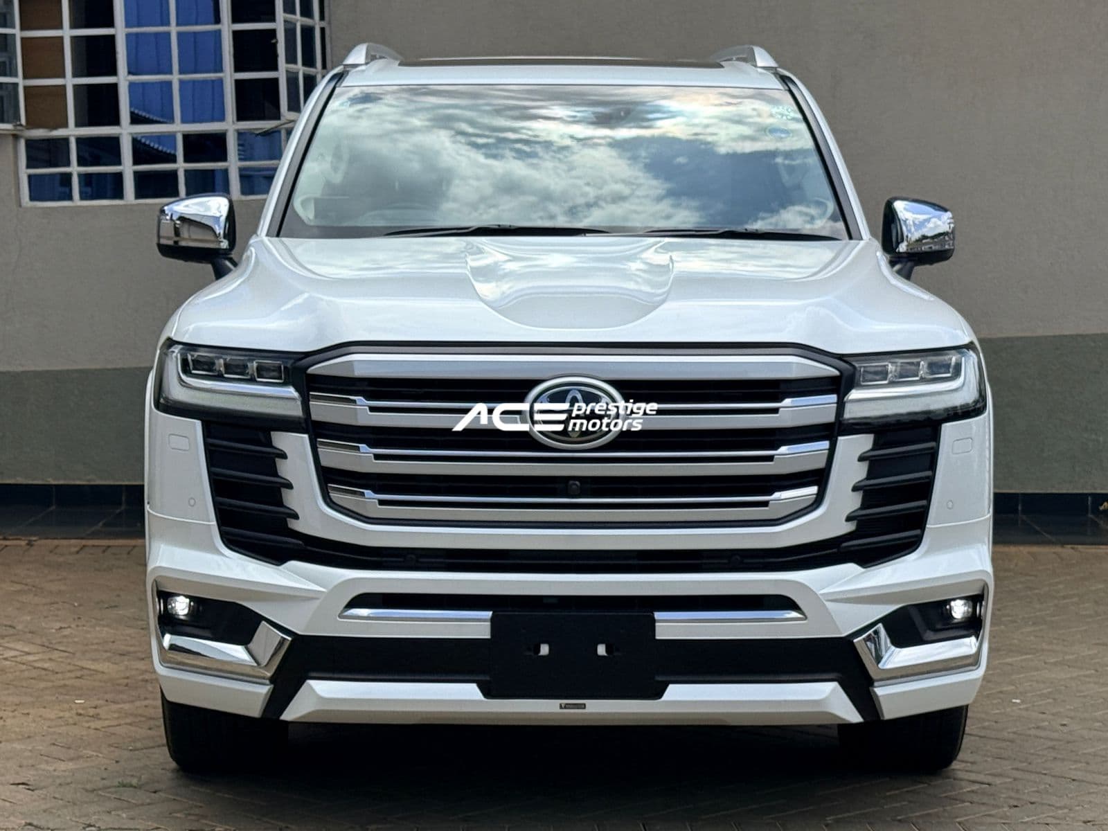 Image of Toyota Land Cruiser 300 ZX YOM - 2023