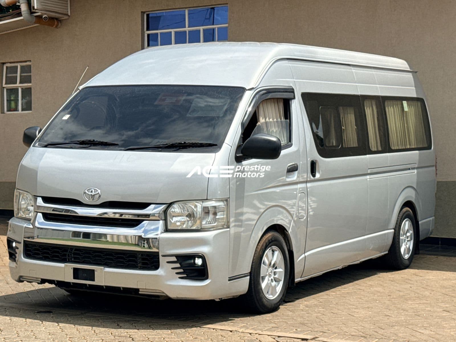 Image of Toyota Commuter YOM - 2019