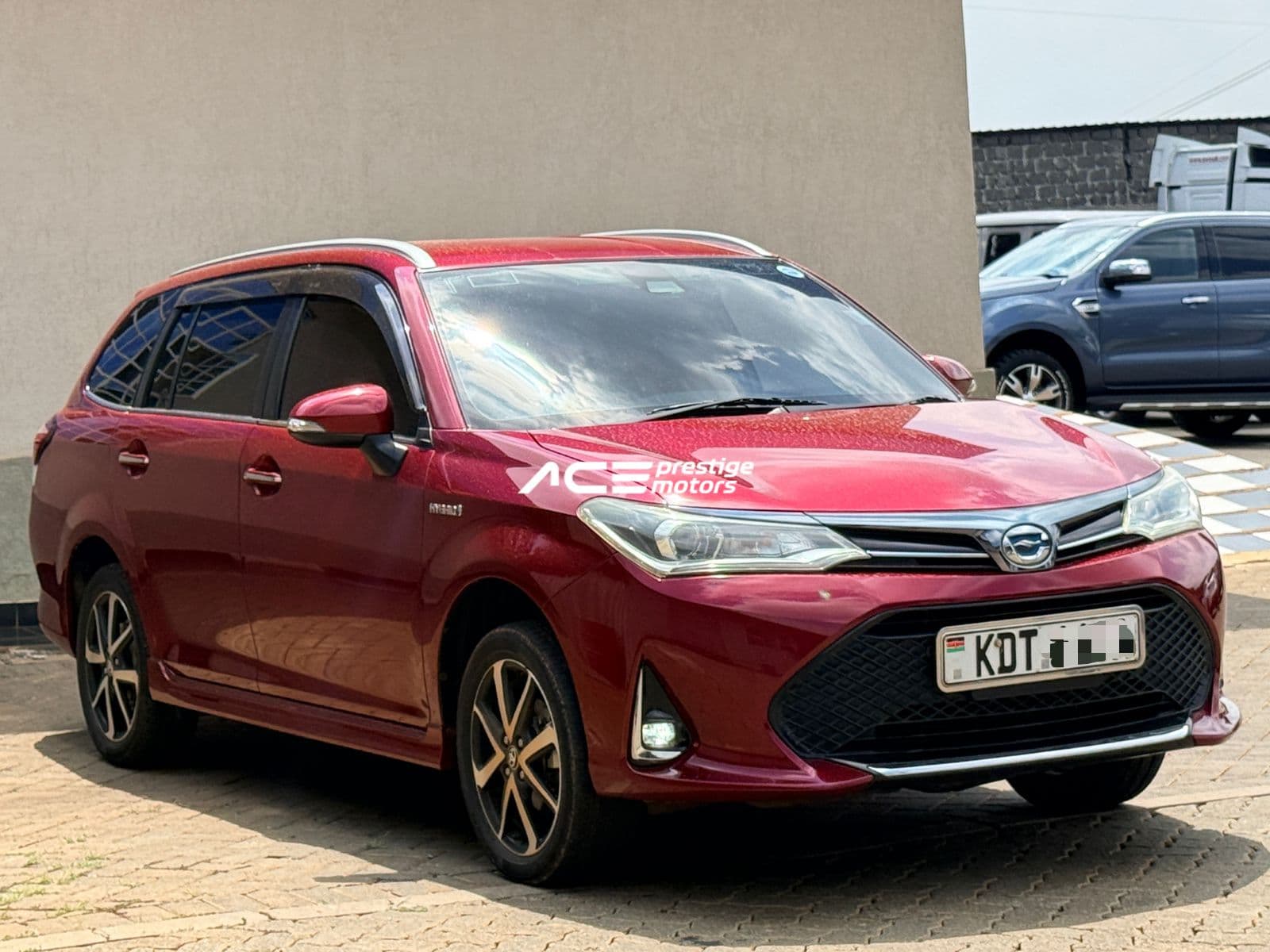 Image of Toyota Fielder hybrid YOM - 2018
