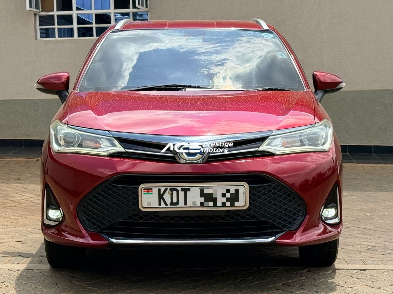 Image of Toyota Fielder hybrid YOM - 2018