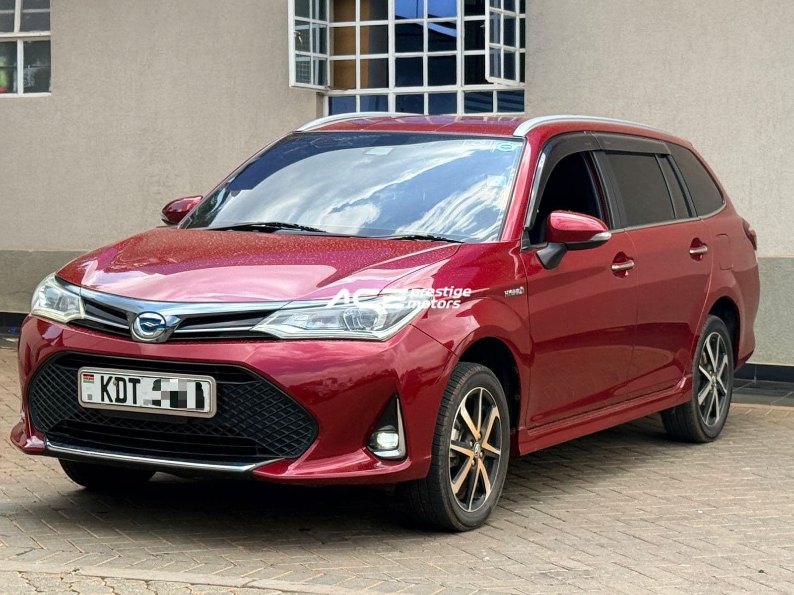 Image of Toyota Fielder hybrid YOM - 2018