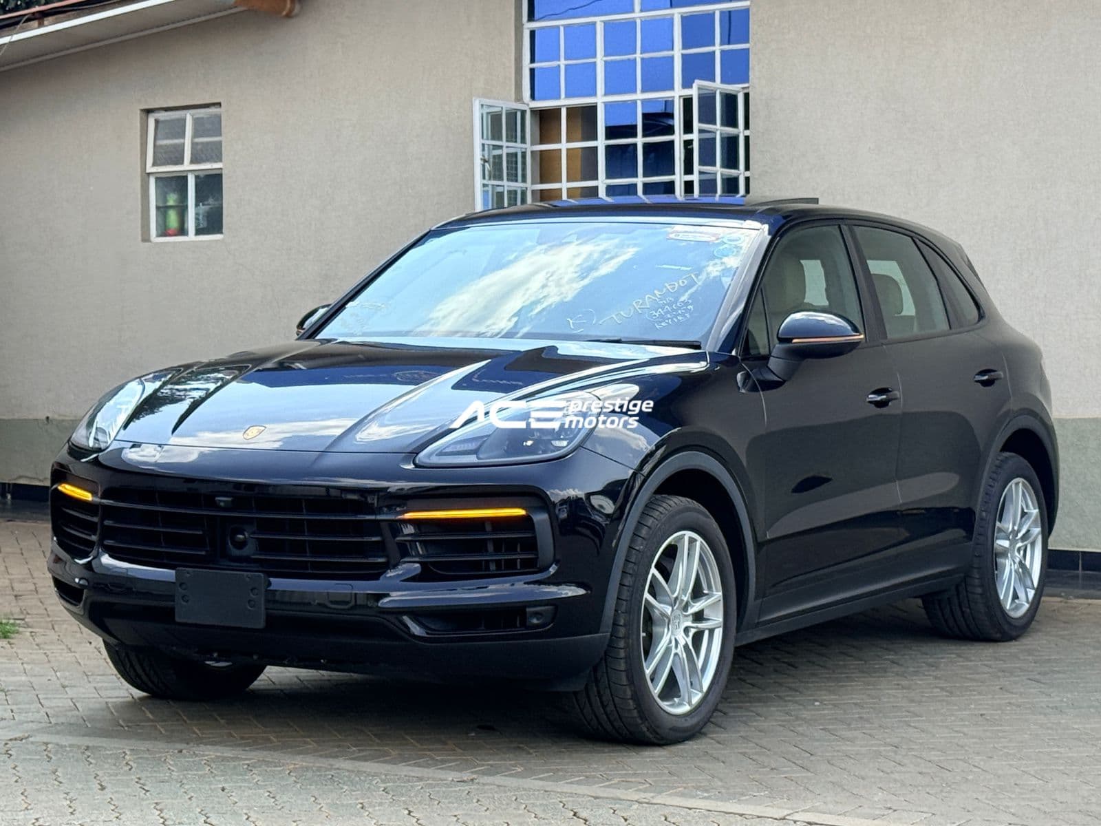 Image of Porsche Cayenne YOM - 2019