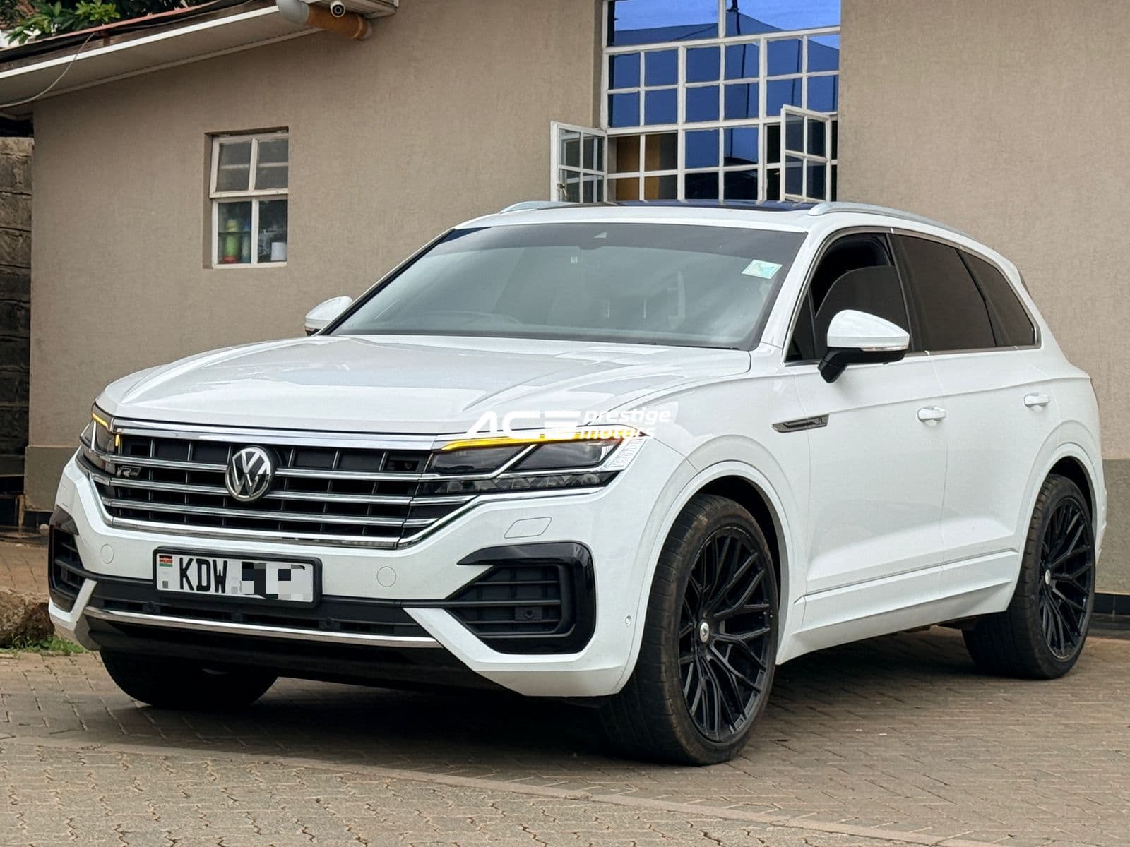 Image of Volkswagen Touareg TDI YOM - 2020