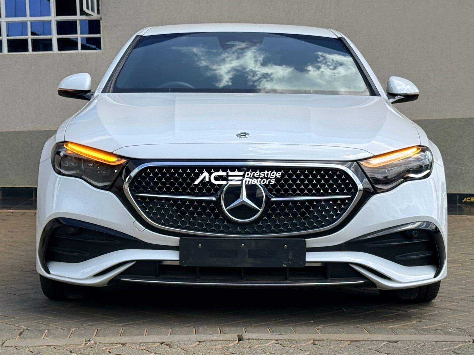 Image of Mercedes-Benz E200 YOM - 2024