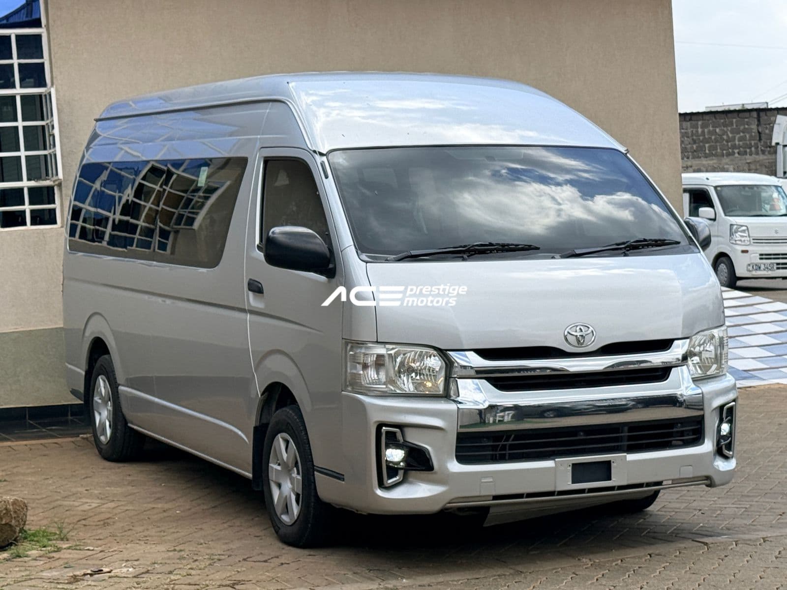 Image of Toyota Commuter YOM - 2019