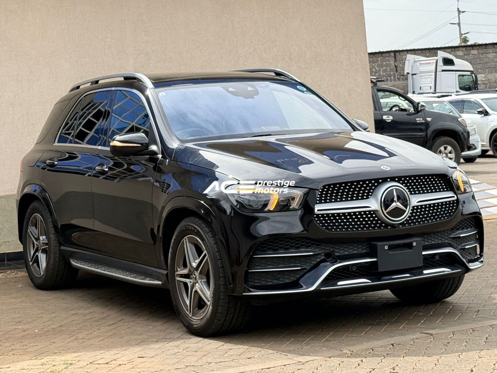 Image of Mercedes-Benz GLE 450 4MATIC YOM - 2019