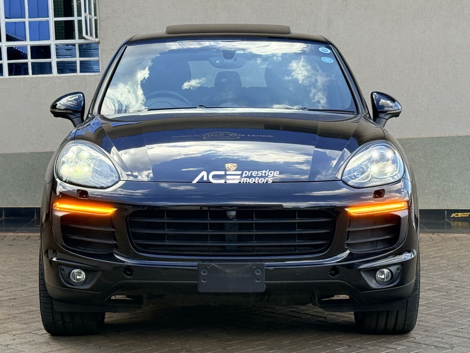 Image of Porsche Cayenne YOM - 2018