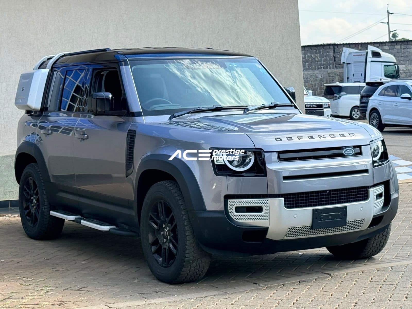 Image of Land Rover Defender 110 YOM - 2020