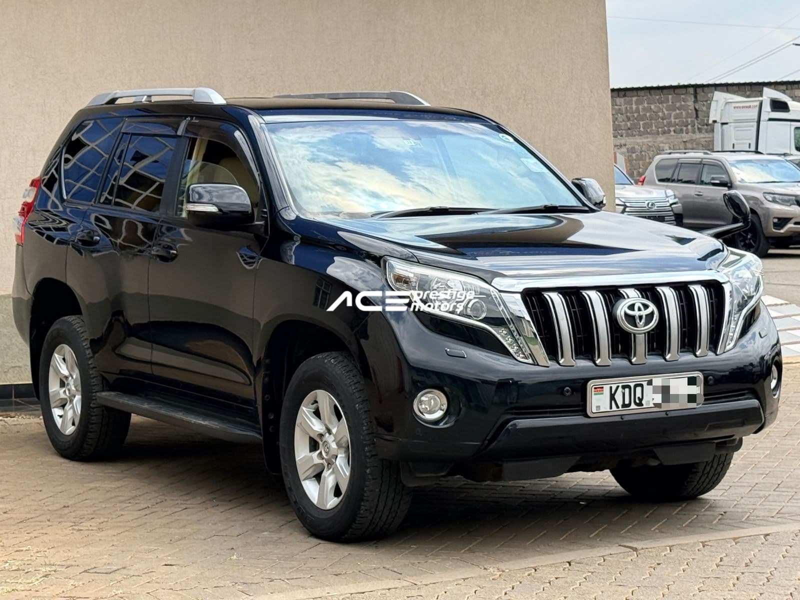 Image of Toyota Land Cruiser Prado TX YOM - 2016