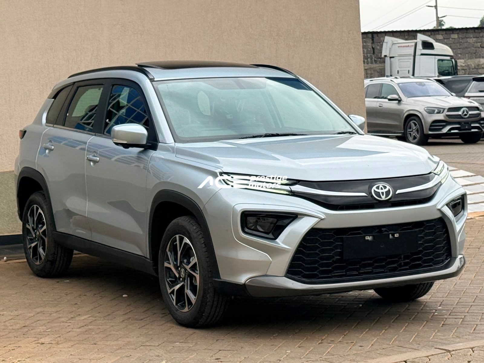 Image of Toyota Urban Cruiser Hyryder YOM - 2025