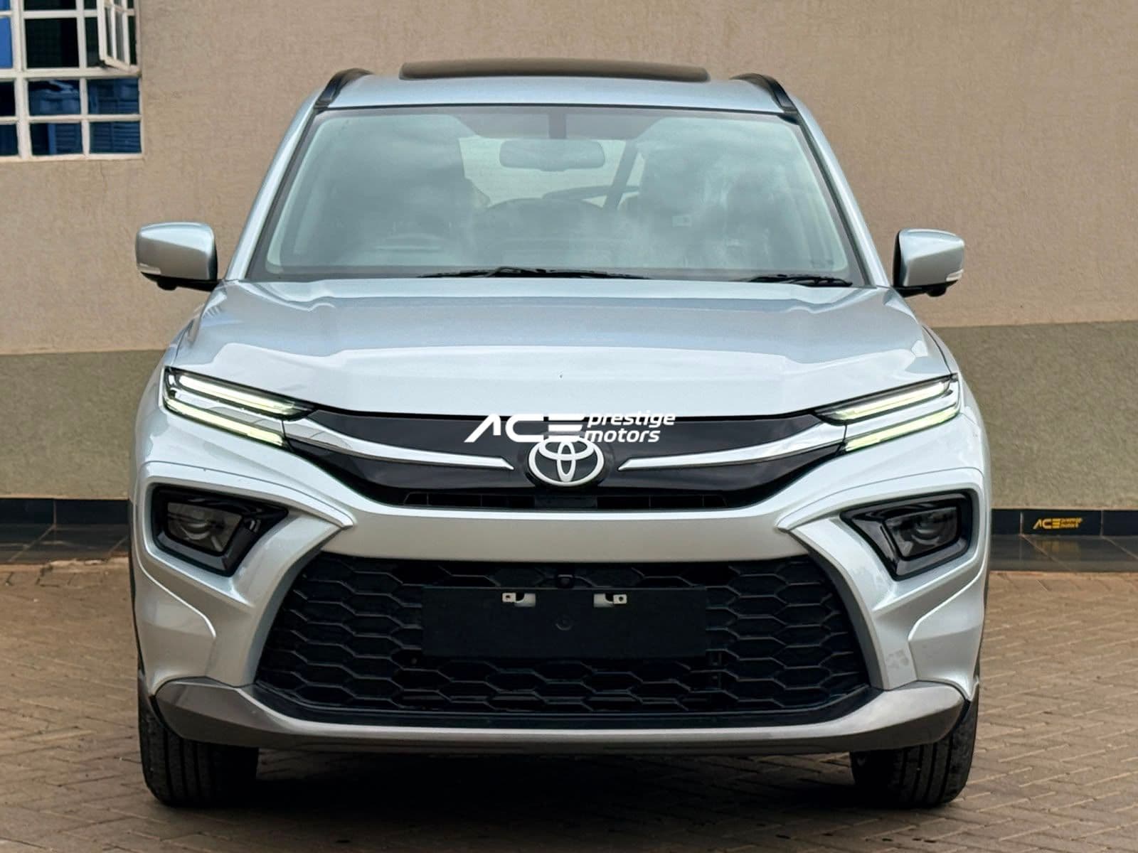 Image of Toyota Urban Cruiser Hyryder YOM - 2025