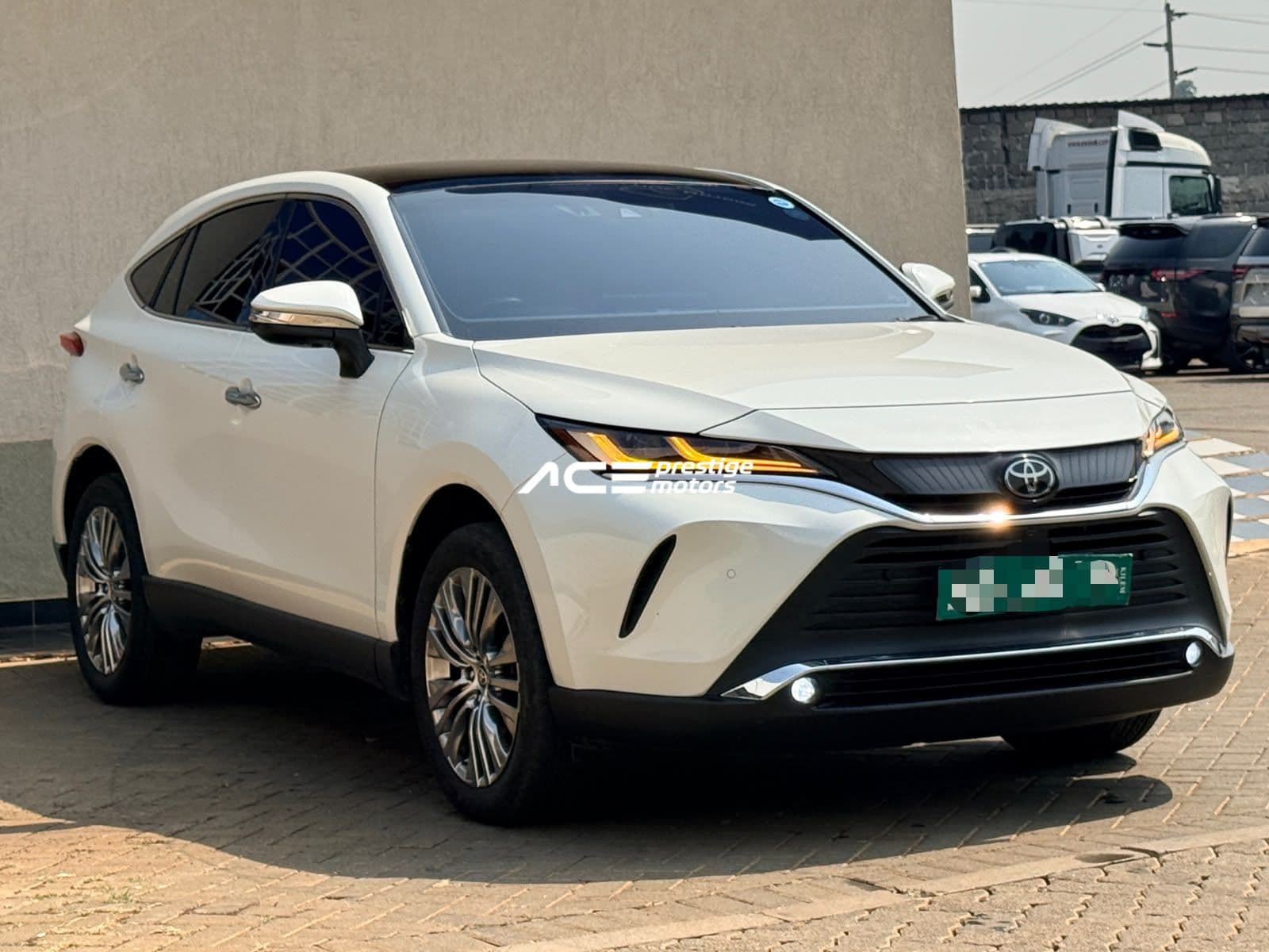 Image of Toyota Harrier YOM - 2020