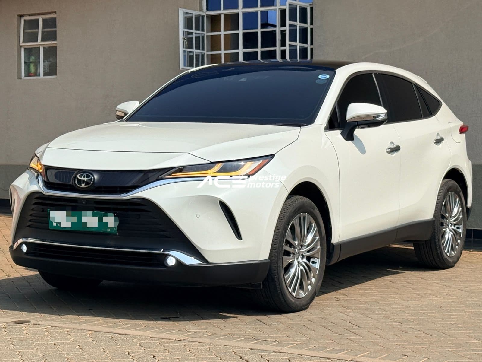 Image of Toyota Harrier YOM - 2020