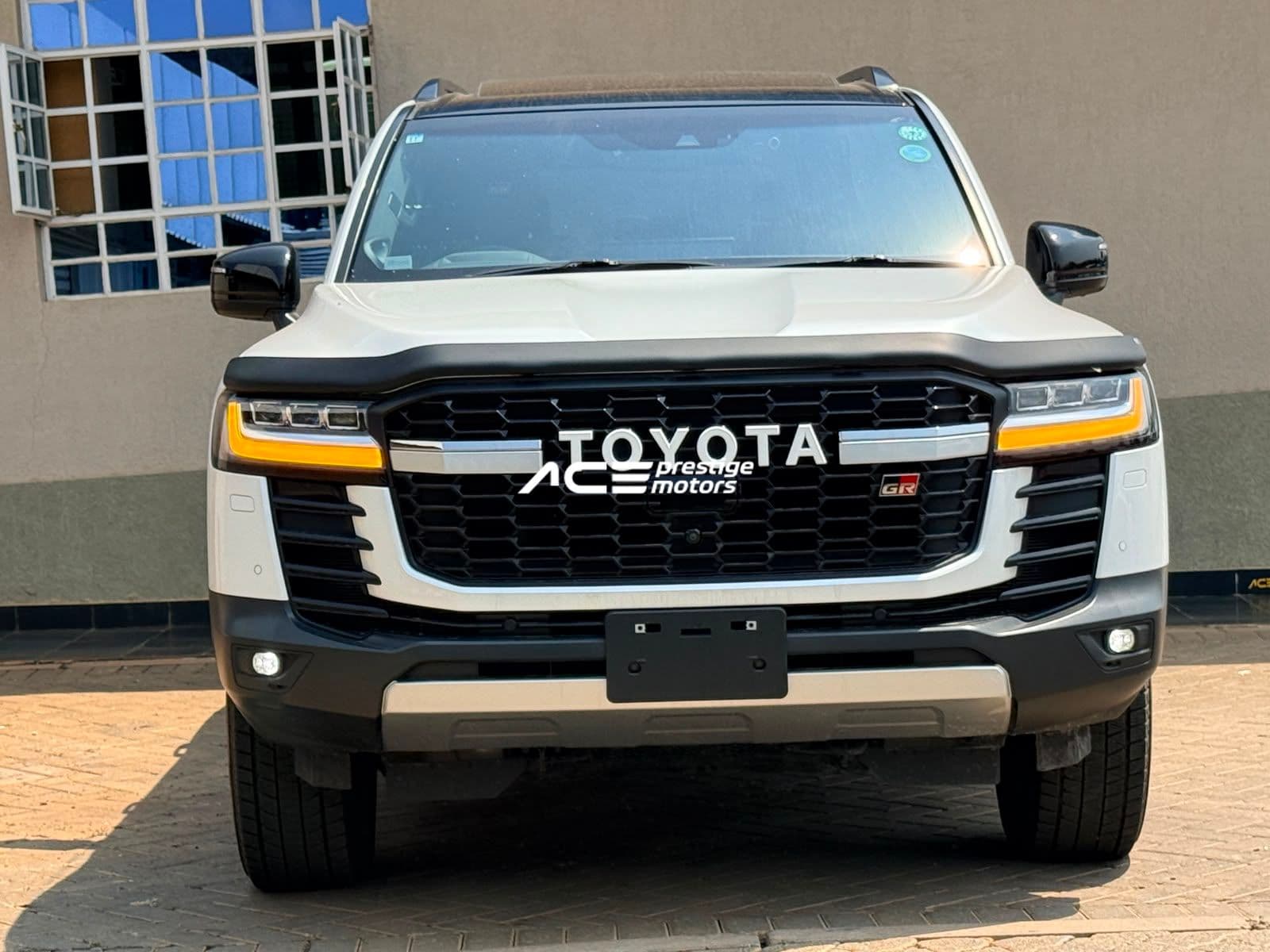 Image of Toyota Land Cruiser 300 GR Sport YOM - 2021
